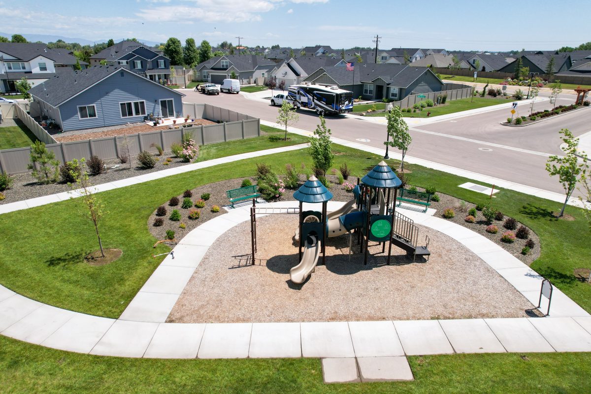 Shop new available homes in Trapper Ridge, located in Star, Idaho.