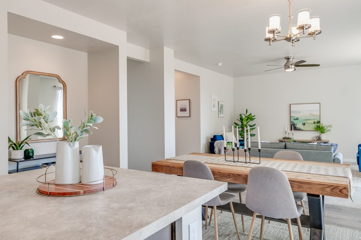 cbh-homes-woodburn-hermosa-furnished-21